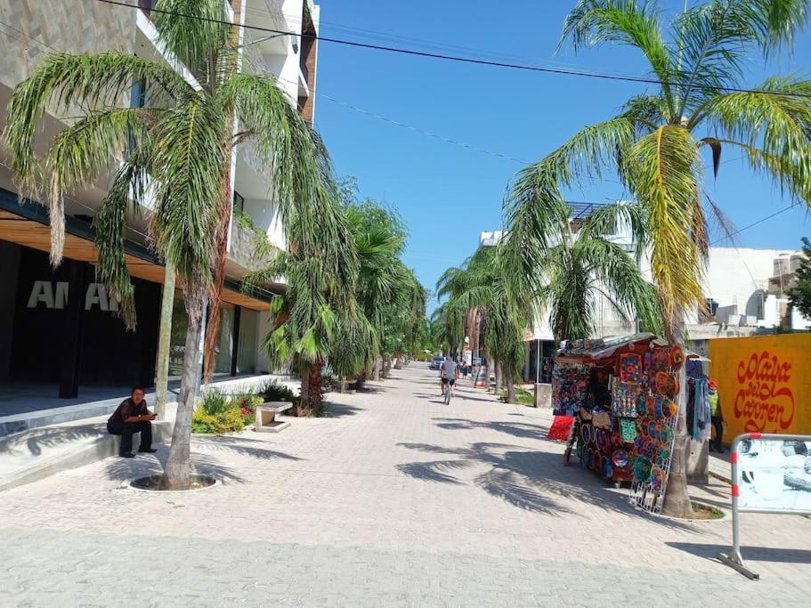 Your Exclusive Studio In The City - Top Amenities & Services For Free!! Playa del Carmen Esterno foto