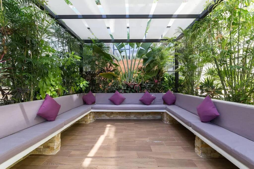 Your Exclusive Studio In The City - Top Amenities & Services For Free!! Playa del Carmen Esterno foto